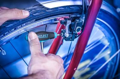 HAZET Schroevendraaierset · met T-greep 829KKT/7 · Binnen-TORX®-profiel · 7-delig · T9 · T10 · T15 · T20 · T25 · T30 · T40 HAZET Schroevendraaierset · met T-greep 829KKT/7 · Binnen-TORX®-profiel · 7-delig · T9 · T10 · T15 · T20 · T25 · T30 · T40