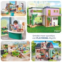 Playmobil® My life 71809 roadtrip met cabrio - thumbnail