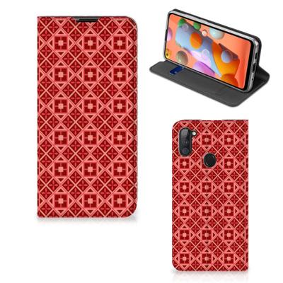 Samsung Galaxy M11 | A11 | Hoesje met Magneet | Batik Rood Samsung Galaxy M11 | A11 | Hoesje met Magneet | Batik Rood