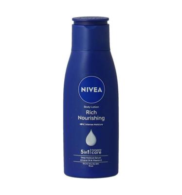 Nivea Bodymilk Verzorgend 5-in-1 Care Nivea Bodymilk Verzorgend 5-in-1 Care