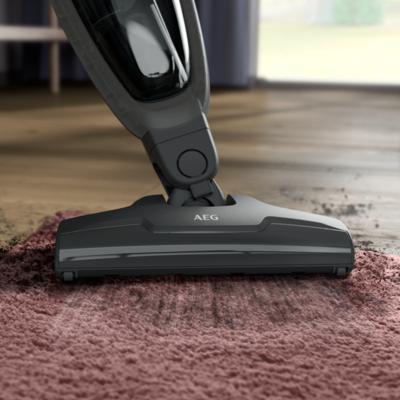 AEG AS31CB18DB Clean 3000 Accu Steelstofzuiger Donkerblauw AEG AS31CB18DB Clean 3000 Accu Steelstofzuiger Donkerblauw