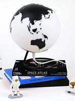 Gift Republic Globe Lamp - Gift Republic Wereldbol Lamp - thumbnail