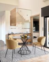 Kave Home Eetkamerstoel 'Minna' kleur Mosterdgeel - thumbnail