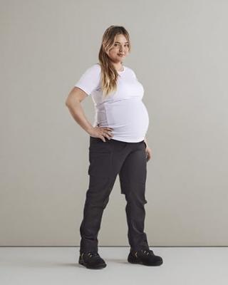 Blåkläder Service zwangerschapsbroek met stretch 71011830 | Zwart | Maat XL - 7330509717165 Blåkläder Service zwangerschapsbroek met stretch 71011830 | Zwart | Maat XL - 7330509717165