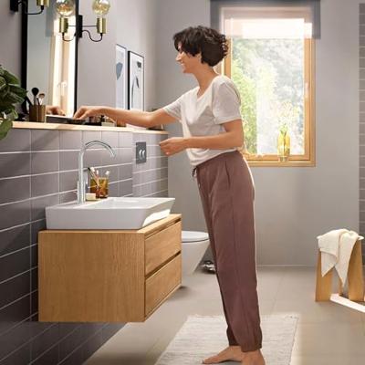 Hansgrohe Wastafelmengkraan Rebris E Eengreeps 210 Met Draaibare Uitloop En Trekwaste Chroom - thumbnail