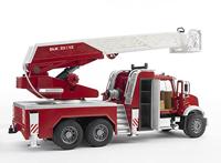 Bruder Mack Granite brandweerauto ladder en waterpomp - thumbnail