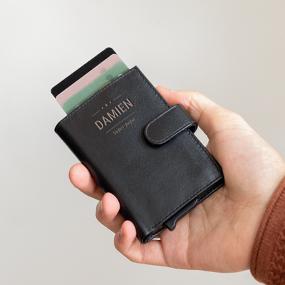 Pasjeshouder leer - met naam - Zwart Pasjeshouder leer - met naam - Zwart