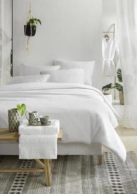 De Witte Lietaer De Witte Lietear dekbedovertrek Olivia Wit 200x200/220