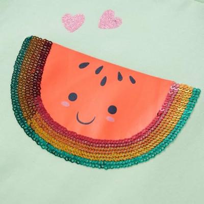 Kindershirt met ruches aan de mouwen 140 zachtgroen Kindershirt met ruches aan de mouwen 140 zachtgroen