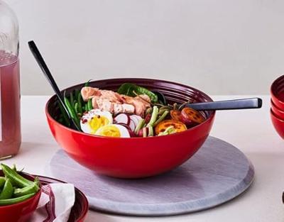 LE CREUSET - Aardewerk - Saladeschaal 24cm 2,20l Kersenrood