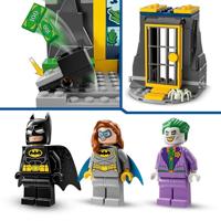 LEGO DC de Batcave met Batman, Batgirl en The Joker 76272 - thumbnail