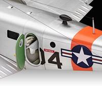 Revell 1/48 Beechcraft Model 18 - thumbnail