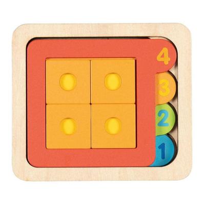 Goki houten lagenpuzzel vormen en cijfers, 15st. Goki houten lagenpuzzel vormen en cijfers, 15st.