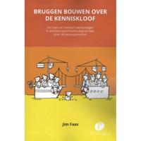 Bruggen bouwen over de kenniskloof (Paperback) - thumbnail