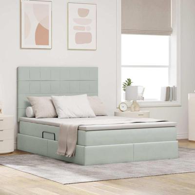 Bed met LED -striplichten Lichtgrijs 140 x 190 cm Fluweel