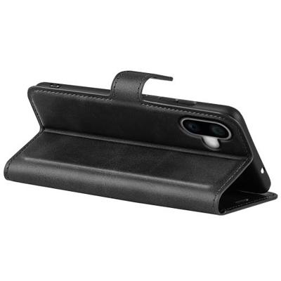 Casecentive Leren Wallet case met sluiting iPhone 16 zwart