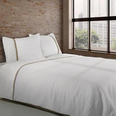 Dommelin Dommelin Dekbedovertrek Bari Percal 200TC Wit-Kaki 240x200/220 cm