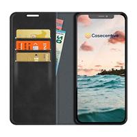Casecentive Magnetische Leren Wallet case iPhone 13 zwart - thumbnail