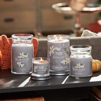 Yankee Candle Smoked vanilla & cashmere signature large jar - thumbnail