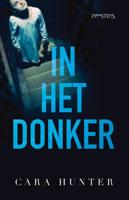 In het donker - Cara Hunter - eBook (9789044641837) - thumbnail