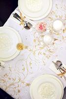 Vanille Creme Organza op Rol Gouden Bloemen (9m x 0.36m) - thumbnail