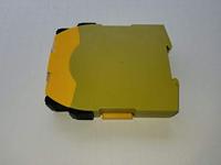 PILZ PNOZ s4 C 24VDC 3 n/o 1 n/c Veiligheidsschakelapparaat Voedingsspanning (num): 24 V/DC 3x NO, 1x NC (b x h x d) 22.5 x 100 x 120 mm 1 stuk(s) - thumbnail