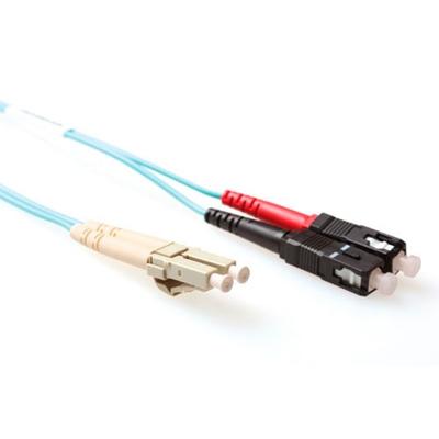 ACT 2 meter LSZH Multimode 50/125 OM3 glasvezel patchkabel duplex met LC en SC connectoren ACT 2 meter LSZH Multimode 50/125 OM3 glasvezel patchkabel duplex met LC en SC connectoren