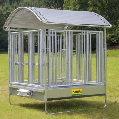 Patura vierkante ruif met veiligheidsvoerhek voor paarden Patura vierkante ruif met veiligheidsvoerhek voor paarden