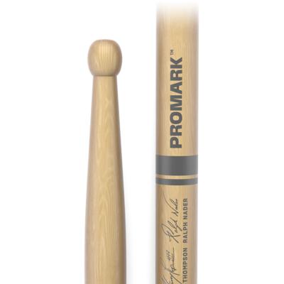 Promark BYOS Hickory marching drumstokken met houten tip Promark BYOS Hickory marching drumstokken met houten tip
