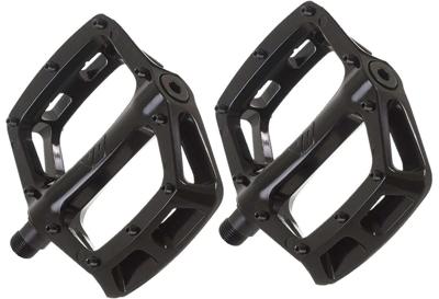 DMR v8 flat pedals