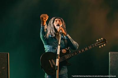 Bob Marley PVC Figure Live at the Rainbow '77 24 cm Bob Marley PVC Figure Live at the Rainbow '77 24 cm