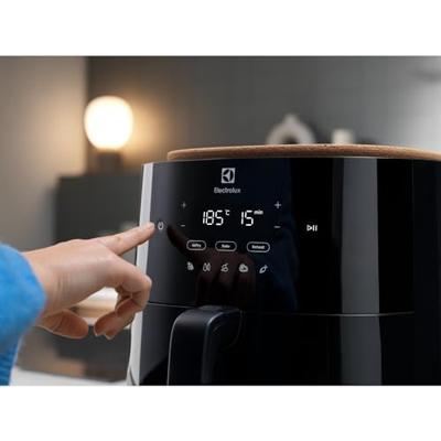 Electrolux EAF7B Enkel 6,8 l Vrijstaand 1800 W Heteluchtfriteuse Zwart