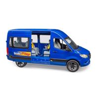 MB Sprinter Transfer met chauffeur en passagier van Bruder - thumbnail