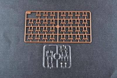 Trumpeter 1/35 Russian T-72B MBT Trumpeter 1/35 Russian T-72B MBT