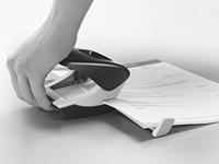 Leitz 2-gaats perforator 5008 zwart - thumbnail