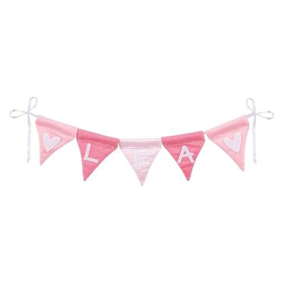 Goki stoffen vlaggenlijn maken roze met 10 vlaggen en alfabet tekens Goki stoffen vlaggenlijn maken roze met 10 vlaggen en alfabet tekens