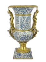 Porseleinen urn met een bronzen montuur - thumbnail