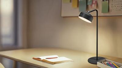 OSRAM HOMELIGHTING DECOR HELPER GADGET 830 USB Black 4058075849242 Wandlamp 1.80 W Zwart OSRAM HOMELIGHTING DECOR HELPER GADGET 830 USB Black 4058075849242 Wandlamp 1.80 W Zwart