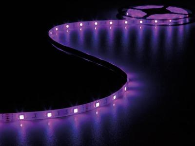 Kit met Flexibele LED strip, Controller en Voeding RGB 150 LEDs 5 meter 12 VDC Vellight - Vellight Kit met Flexibele LED strip, Controller en Voeding RGB 150 LEDs 5 meter 12 VDC Vellight - Vellight