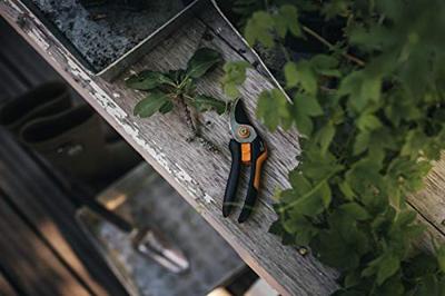 Fiskars Solid snoeischaar bypass M P321 - 1057162 - thumbnail
