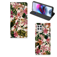 Motorola Moto G100 Smart Cover Flowers - thumbnail
