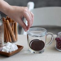 Cookie Tea Infuser - thumbnail