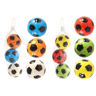 Voetballetjes 3 stuks in net Ø6cm