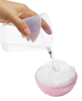 L.O.L. surprise winter snow tots mini pop in bal