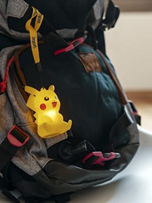 Pokemon - Pikachu Light-Up Figurine