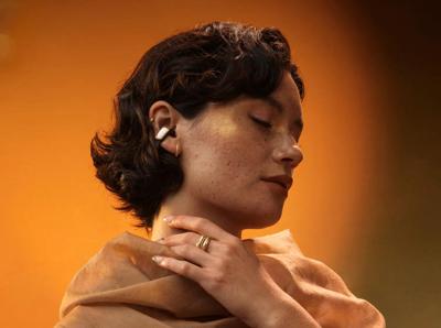 Bose Ultra open oordopjes met OpenAudio-technologie, Open Ear draadloze oordopjes, Tot 48 uur accuduur, Woestijngoud - Limited-Edition