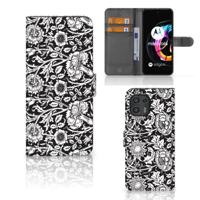 Motorola Edge 20 Lite Hoesje Black Flowers | Portemonnee hoesje - thumbnail