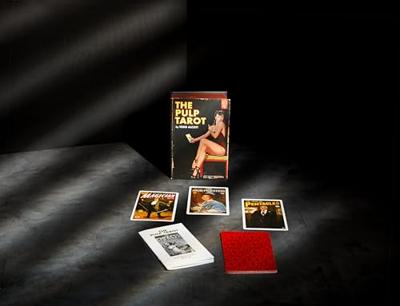 UPG Pulp Tarot Deck bevat 78 sensationele kaarten UPG Pulp Tarot Deck bevat 78 sensationele kaarten
