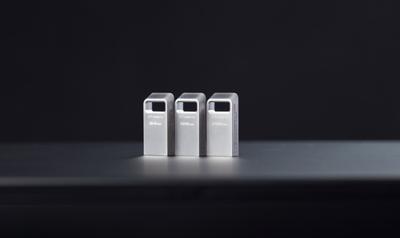 USB stick Kingston DataTraveler DTMC3G2 64 GB 64 GB - thumbnail