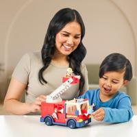 Moose Toys Bluey&apos;s brandweerwagen met 2 speelfiguren - thumbnail
